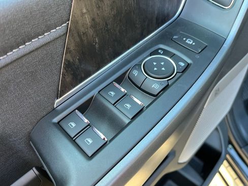 New 2025 Ford F350 Lariat w/ Lariat Ultimate Package image 15