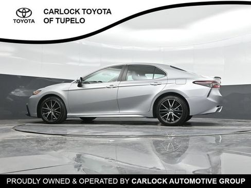 Used 2022 Toyota Camry SE FWD image 41