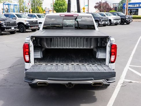Used 2020 GMC Sierra 1500 SLE w/ X31 Off-Road Package AWD/4WD image 8