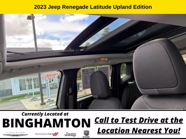 Used 2023 Jeep Renegade Latitude w/ Sun/Sound Group AWD/4WD image 12