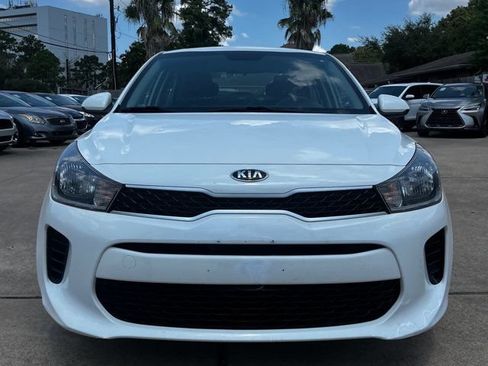 Used 2020 Kia Rio S FWD image 2