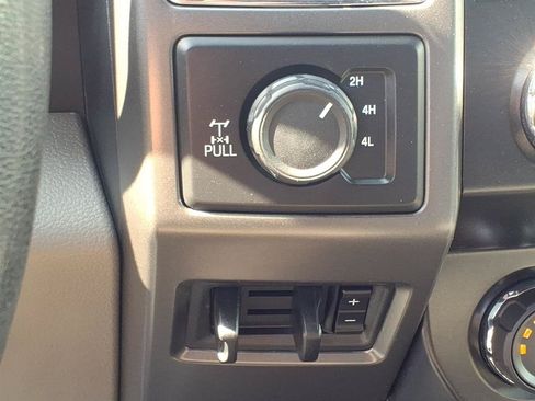 Used 2019 Ford F350 XLT w/ XLT Premium Package AWD/4WD image 25
