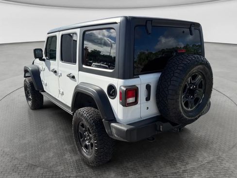 Used 2021 Jeep Wrangler Unlimited Sport AWD/4WD image 3