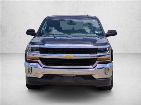 Used 2018 Chevrolet Silverado 1500 LT w/ Texas Edition RWD image 2