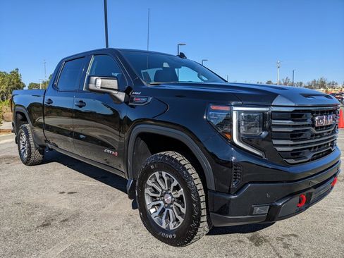 Used 2023 GMC Sierra 1500 AT4 w/ AT4 Preferred Package image 19