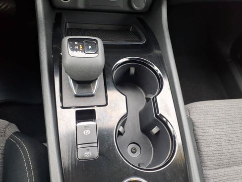 Used 2023 Nissan Rogue SV AWD/4WD image 12
