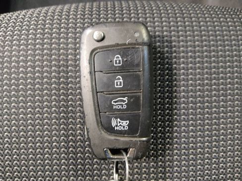Used 2018 Hyundai Accent SE FWD image 32