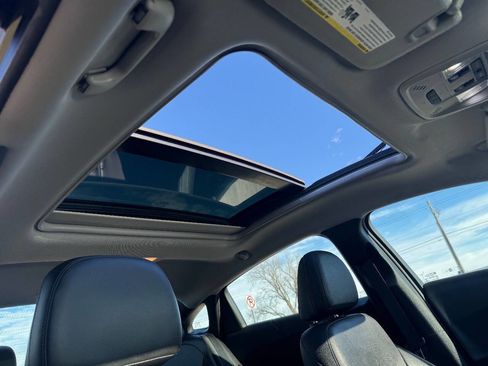 Used 2017 Chevrolet Malibu Premier w/ Premier Sun and Wheel Package image 14