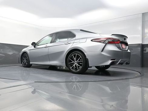 Used 2024 Toyota Camry SE FWD image 37