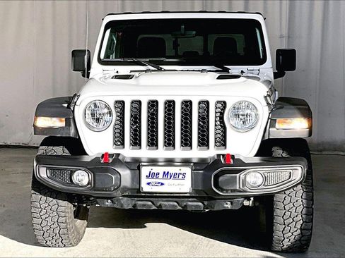 Used 2023 Jeep Gladiator Rubicon w/ Cold Weather Group image 2