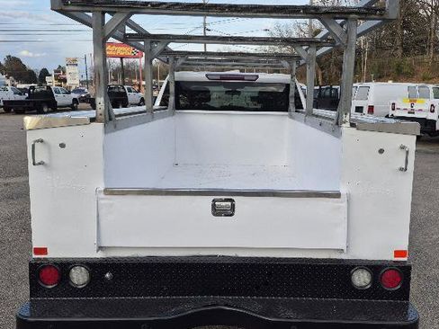 Used 2021 Chevrolet Silverado 3500 W/T w/ WT Fleet Convenience Package image 7