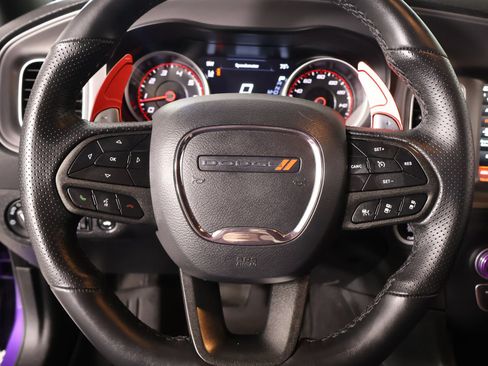 Used 2023 Dodge Charger R/T w/ Performance Handling Group RWD image 3