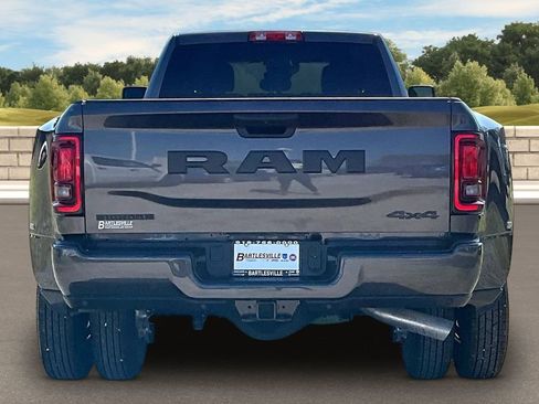 New 2026 RAM 3500 Big Horn AWD/4WD image 4