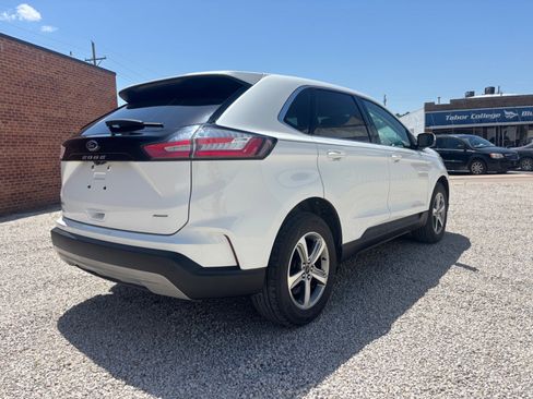 Certified 2023 Ford Edge SEL w/ Convenience Package image 3