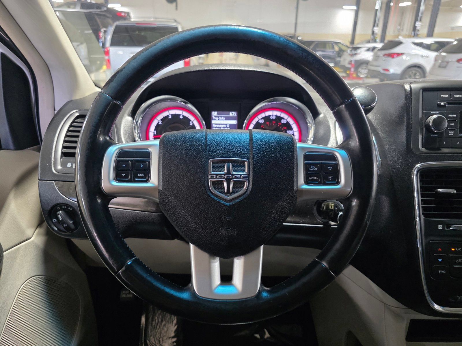Used 2012 Dodge Grand Caravan Crew FWD image 27