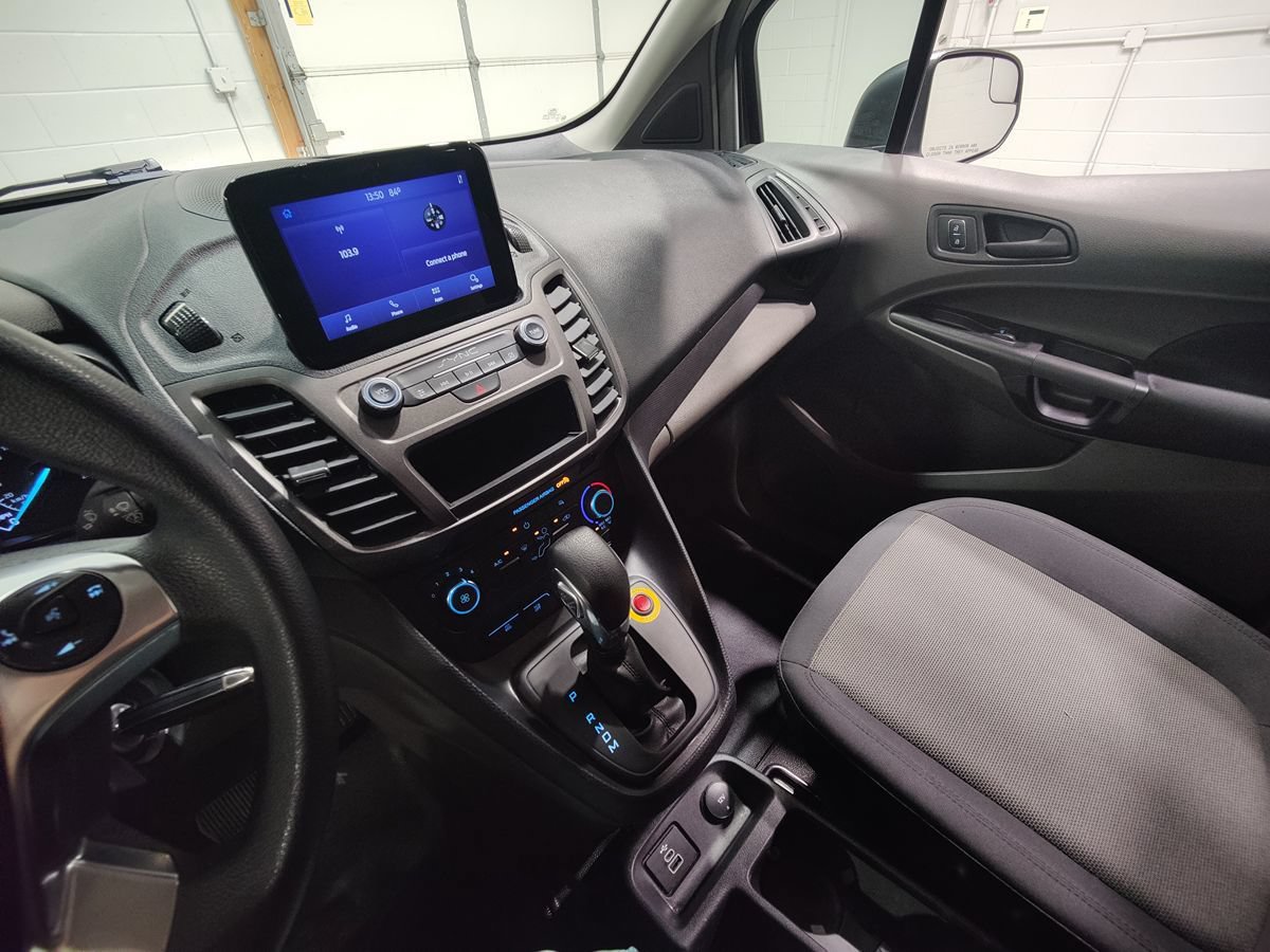 Used 2022 Ford Transit Connect XL FWD image 33