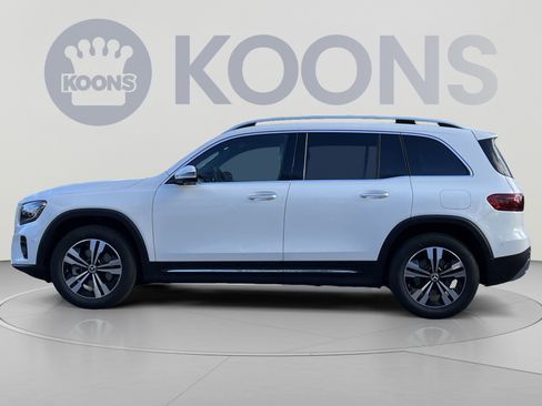 Used 2026 Mercedes-Benz GLB 250 4MATIC image 2