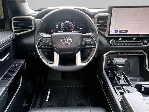 Used 2022 Toyota Tundra Limited w/ Power Package AWD/4WD image 6