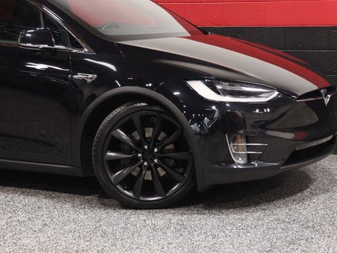 Used 2016 Tesla Model X 90D AWD/4WD image 3
