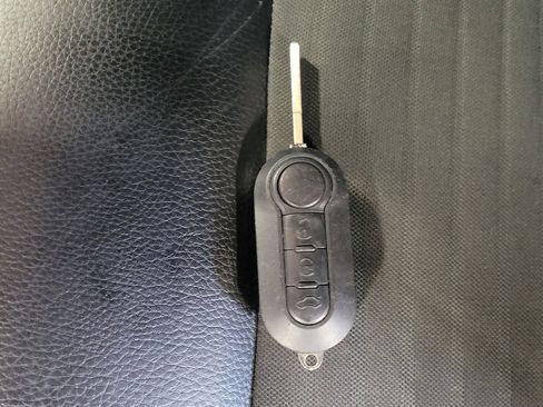 Used 2015 FIAT 500 Sport image 32