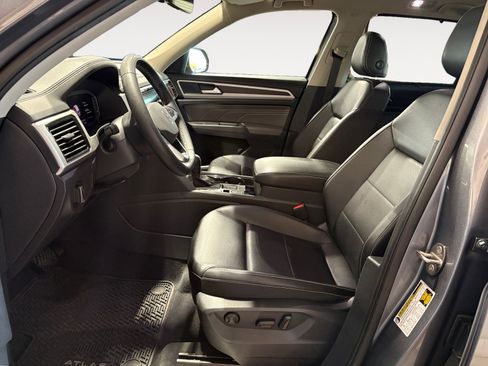 Certified 2023 Volkswagen Atlas SE w/ Panoramic Sunroof Package image 20