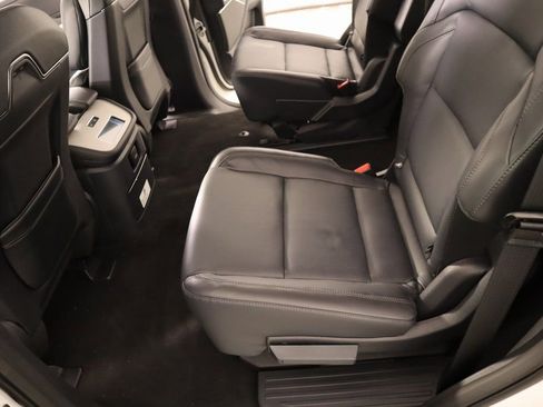 New 2025 Lincoln Navigator Reserve w/ Jet Appearance Package image 12