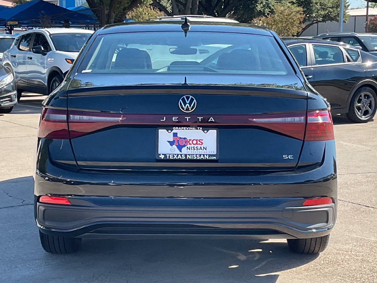 Used 2025 Volkswagen Jetta SE FWD image 5