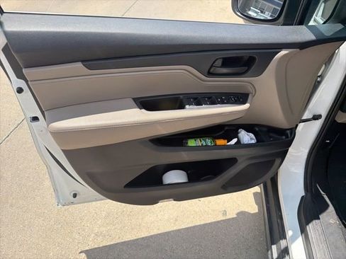 Used 2020 Honda Odyssey EX image 13