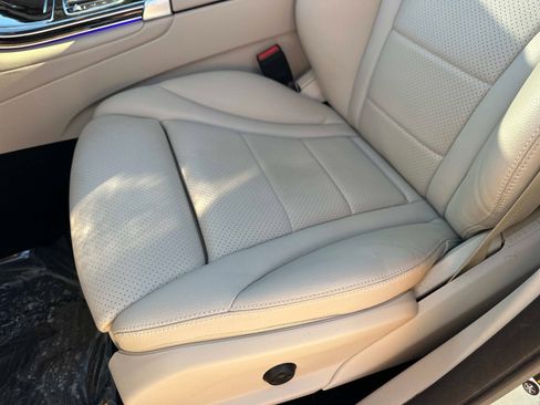 Certified 2022 Mercedes-Benz GLC 300 image 21