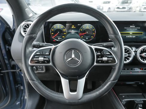 Used 2021 Mercedes-Benz GLA 250 4MATIC image 20