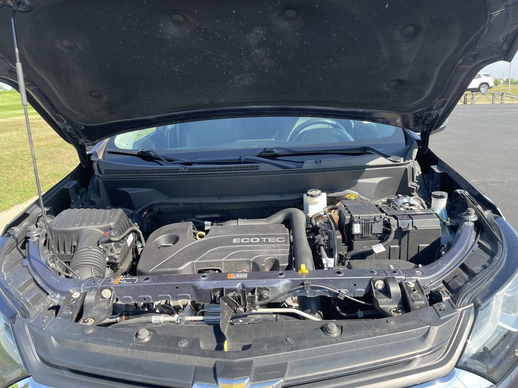 Used 2018 Chevrolet Equinox LT FWD image 25