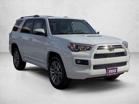 Used 2023 Toyota 4Runner TRD Sport image 3