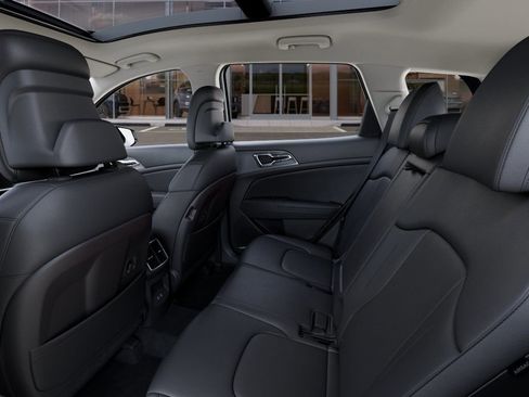 New 2026 Kia Sportage EX image 18