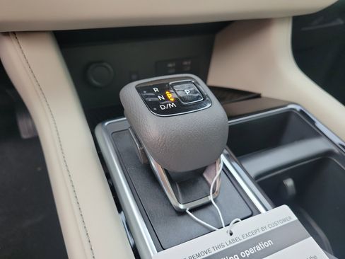 New 2026 Nissan Pathfinder SL FWD image 19