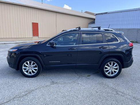 Used 2016 Jeep Cherokee Limited AWD/4WD image 6