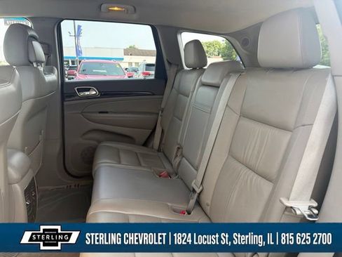 Used 2013 Jeep Grand Cherokee Laredo AWD/4WD image 15