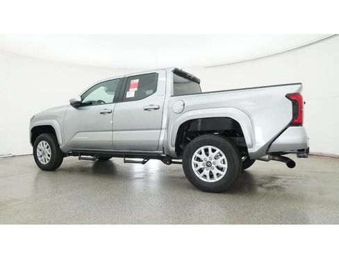 New 2026 Toyota Tacoma SR5 AWD/4WD image 20