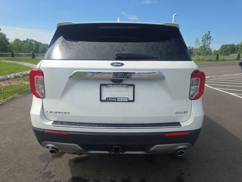 Used 2022 Ford Explorer Limited w/ Limited Technology Package AWD/4WD image 9