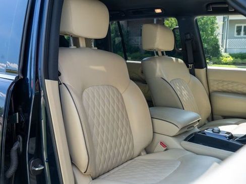 Used 2023 INFINITI QX80 Sensory w/ All-Season Package AWD/4WD image 45