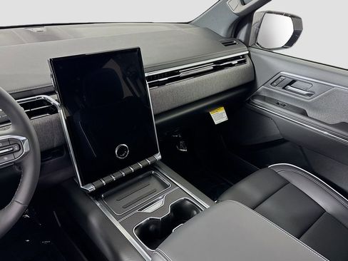 New 2026 GMC Sierra EV Elevation image 22