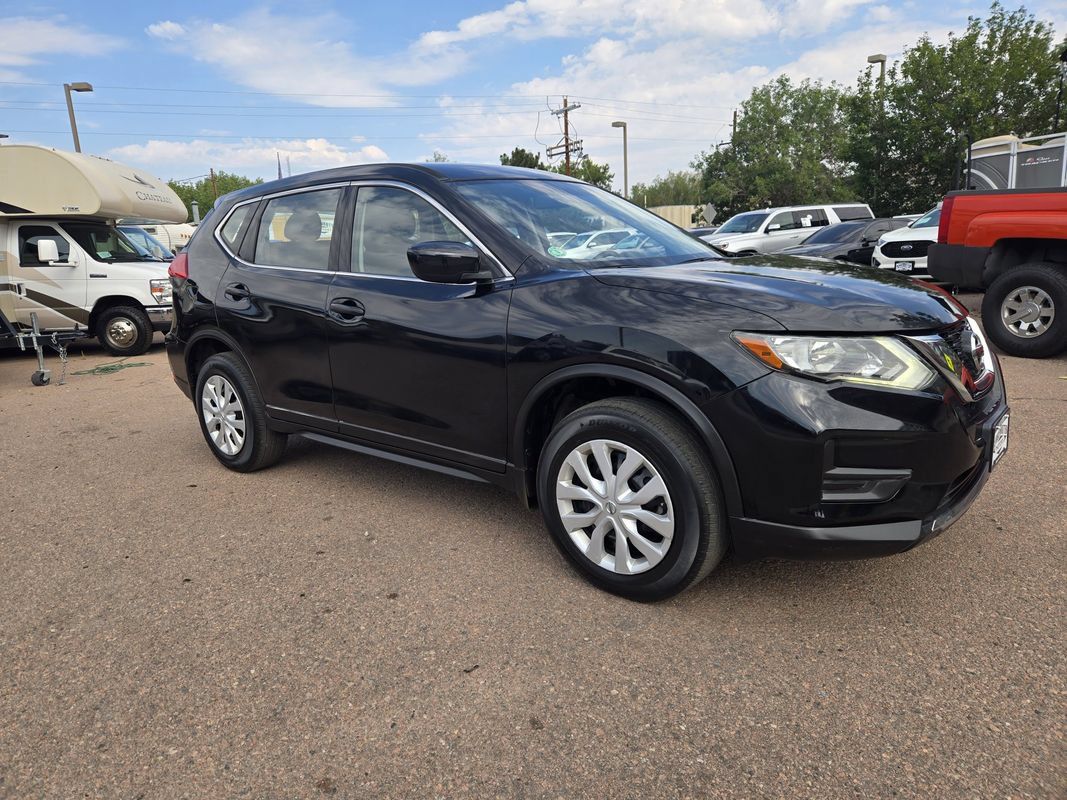 Used 2017 Nissan Rogue S AWD/4WD image 14