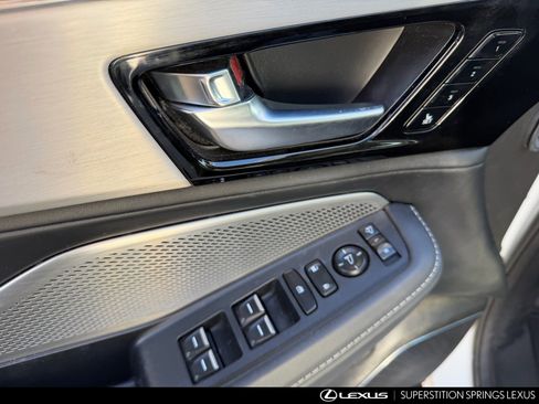 Used 2023 Acura MDX FWD w/ Technology Package image 13