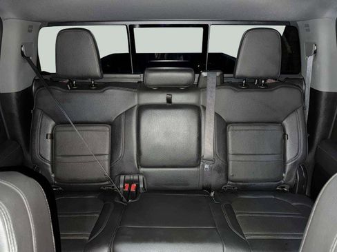 Used 2022 GMC Sierra 3500 Denali w/ Denali Ultimate Package image 35