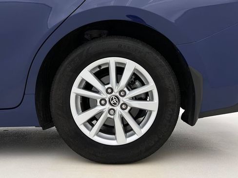 Used 2025 Toyota Camry LE AWD/4WD image 26