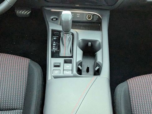 New 2026 Nissan Sentra SR w/ Floor Mat Package FWD image 17