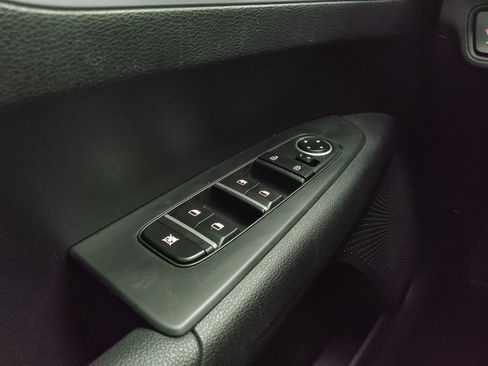 Used 2022 Kia Forte LXS image 27