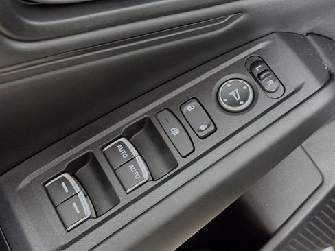 Used 2023 Honda Accord EX image 20