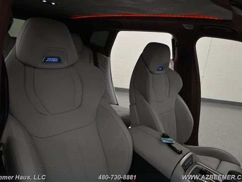Used 2024 BMW XM image 21