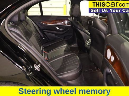 Used 2019 Mercedes-Benz E 300 image 30