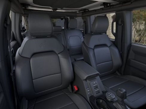 New 2026 Ford Bronco Badlands AWD/4WD image 10